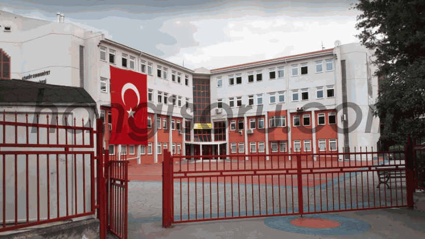 Ataköy Cumhuriyet Anadolu Lisesi