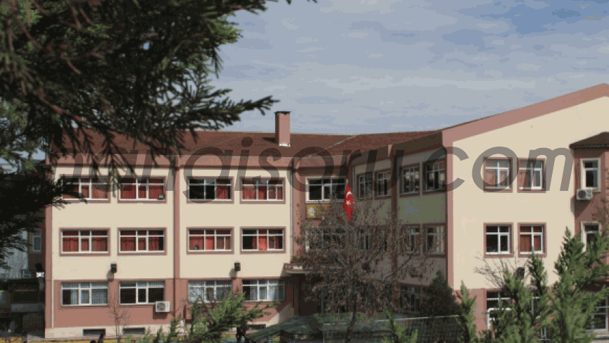 Gürlek-Nakipoğlu Anadolu Lisesi